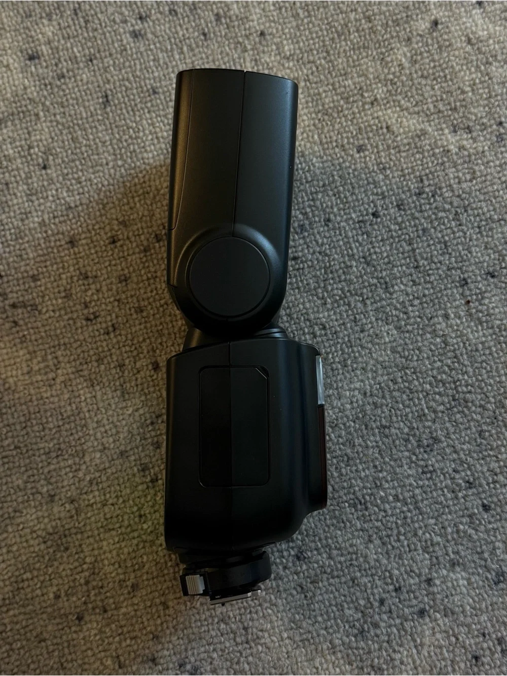 V860II-S TTL Camera Flash - Black w/soft case.